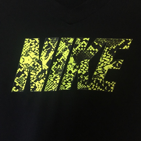 Nike Pro Yellow Snake Print Top - Picture 2 of 4